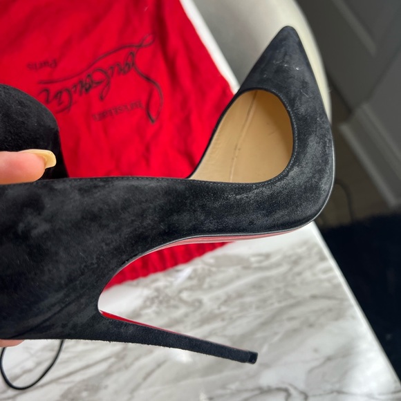 So Kate 120 suede pumps.😍😍😍 - Picture 4 of 16